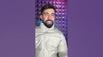 تابعوني على انستغرام ل تسمعو كل شي جديد بعملو 