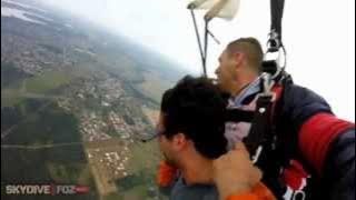 JAV na SKY FOZ Pulo de paraquedas