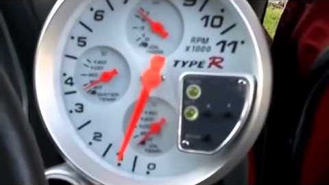 5  4 in 1 Tachometer, Recall & Shift Light Speedmaster™ video by AT Racing World