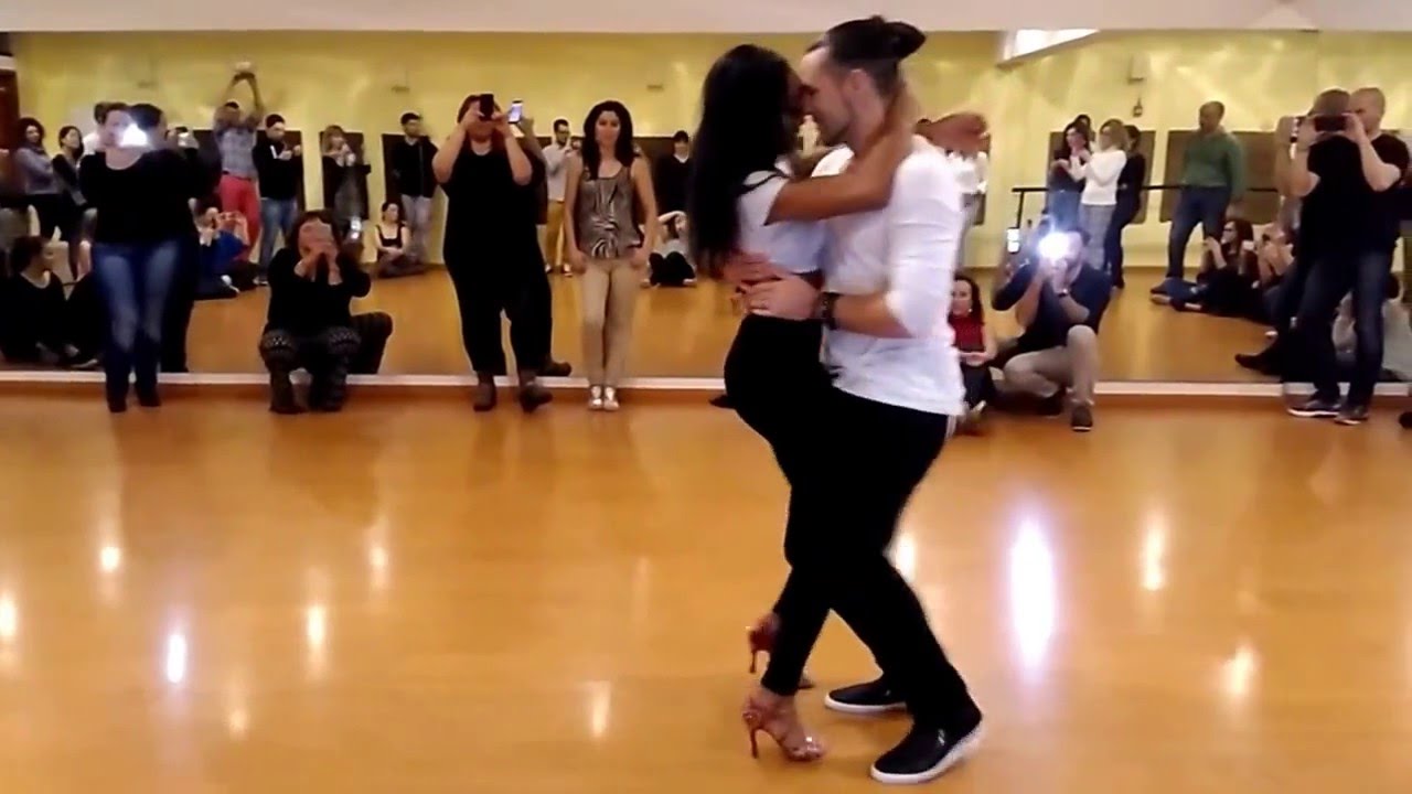 Isabelle and Felicien - Kizomba show at ALC Porto (Portugal, 2016)