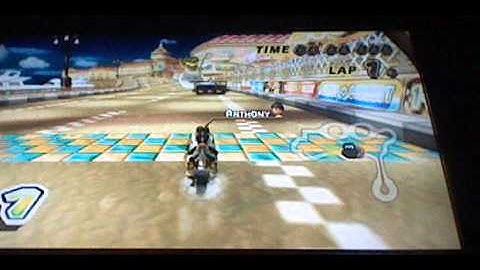 MKWII What happens if you throw a blue shell in 1st