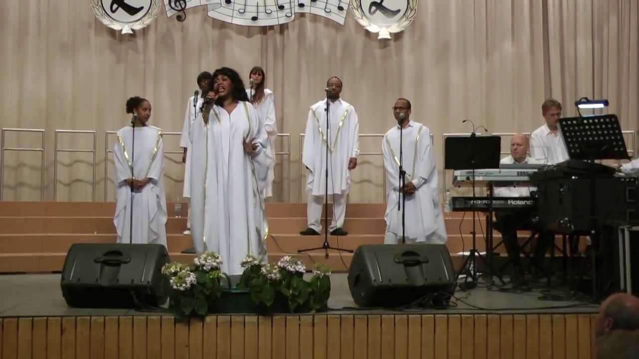 Deborah Woodson - BLACK and WHITE