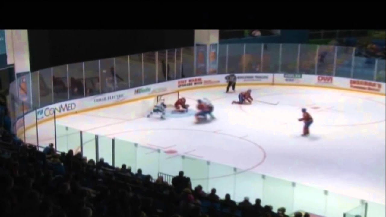 Utica Comets : Alexandre Grenier with the Ankle Breaker Goal