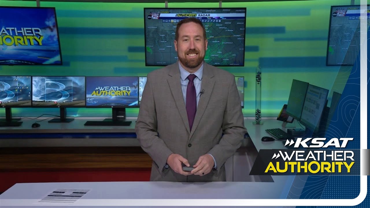 Storms return to the forecast Friday evening - YouTube