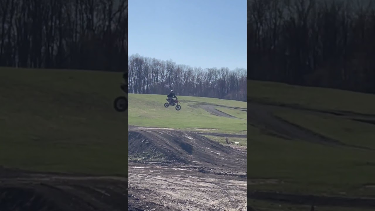 Pitbike daytona 190 over jump 50ft table to flat 