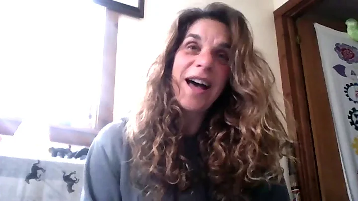 Michelle Lowery on Living & Thriving with Rustie