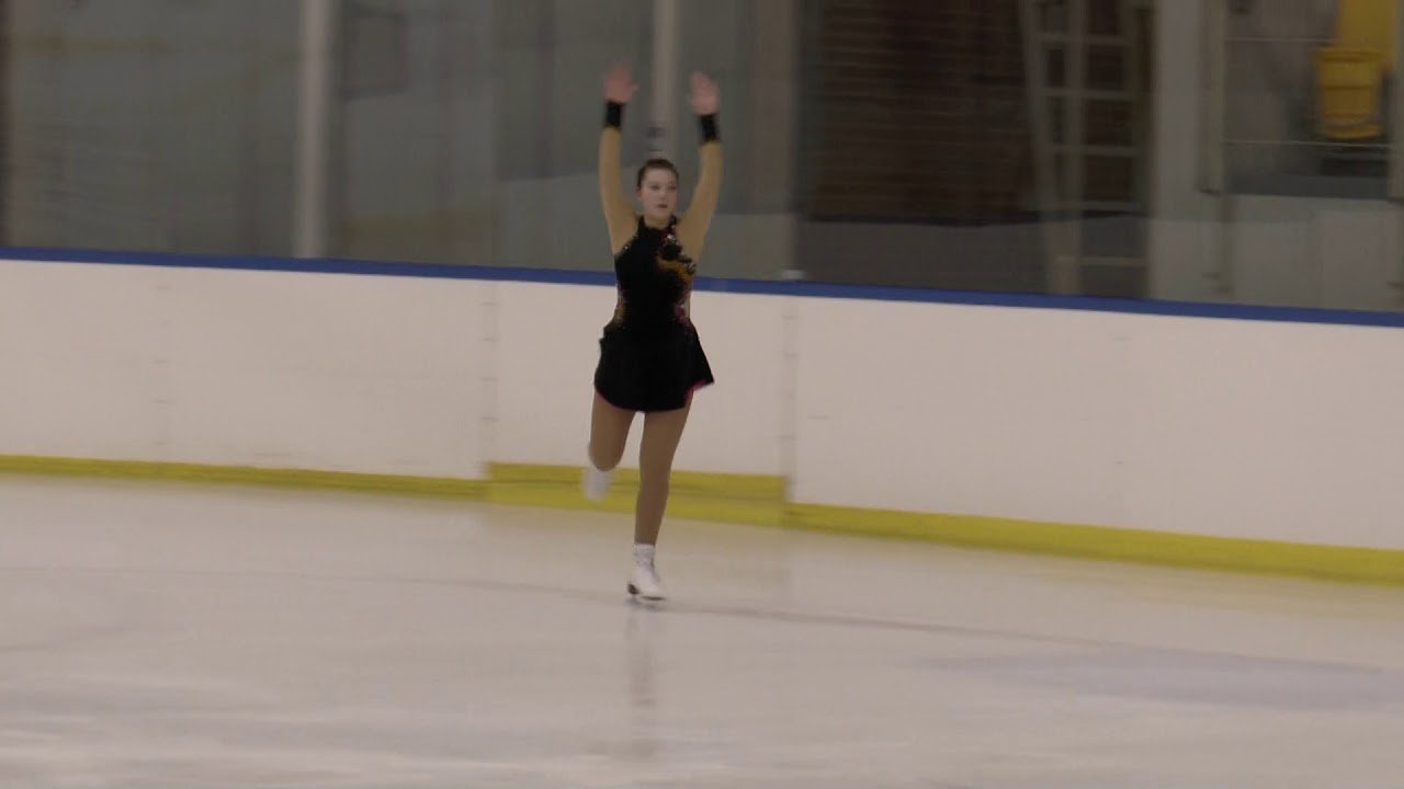 1 Julia ZAMORSKA Solistki Intermediate Novice FS Piastowski Piruet 2019