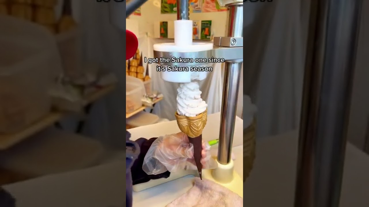 The best sakura ice cream in Japan🍦 