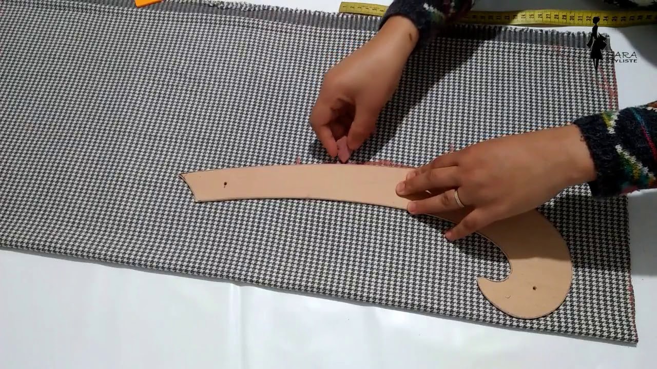 طريقة تفصيل جلابه لطفله خمس سنوات