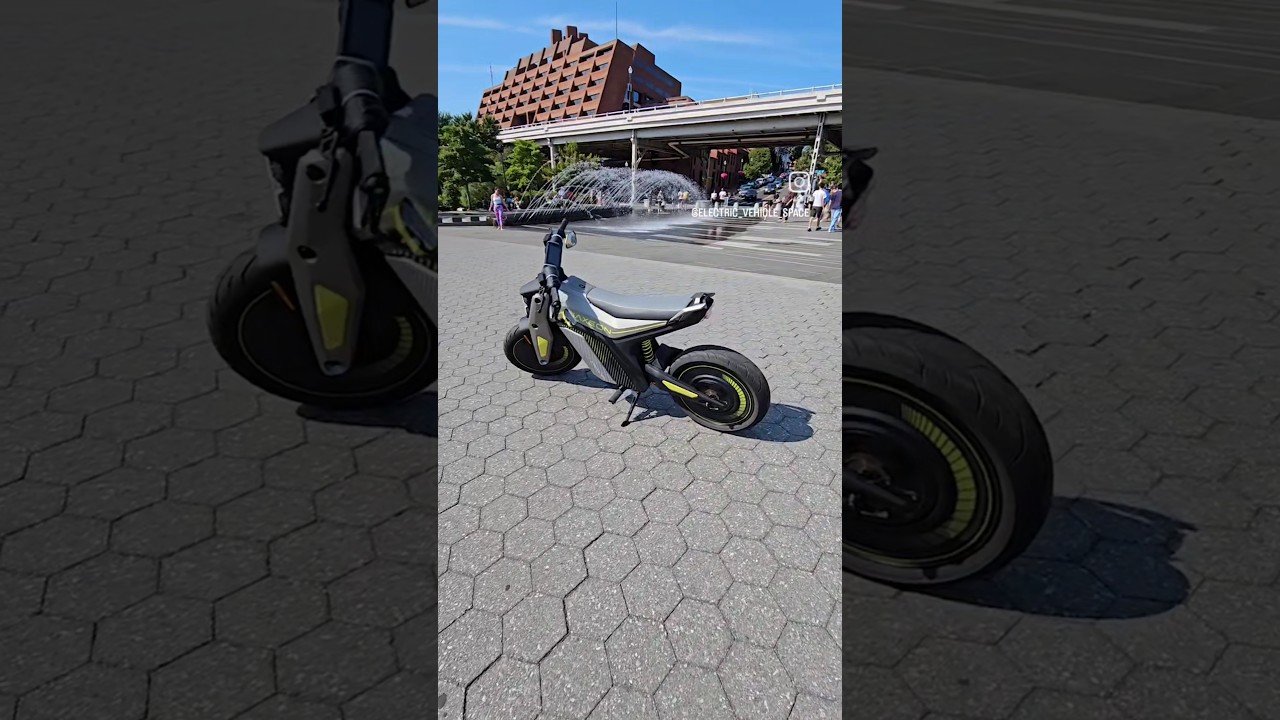 This NEW Electric Motorcycle Looks SICK #ev #ebike #electric #naxeon #speed
