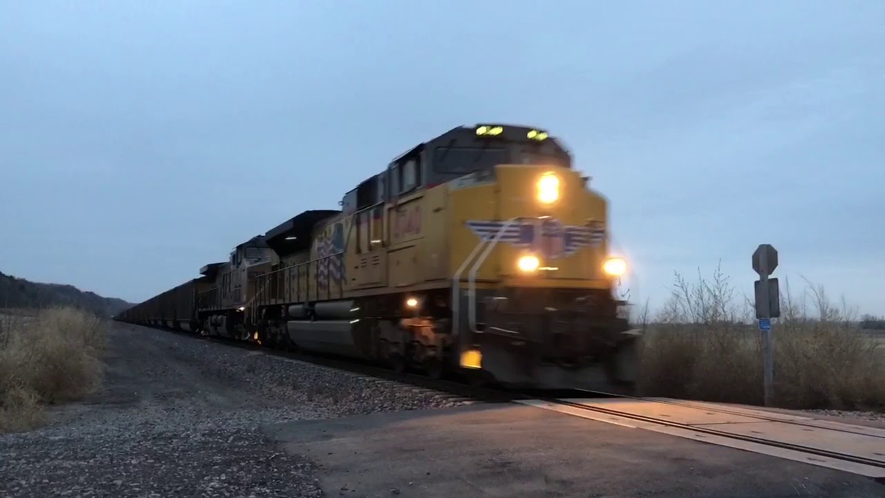 UP coal train at Rockford