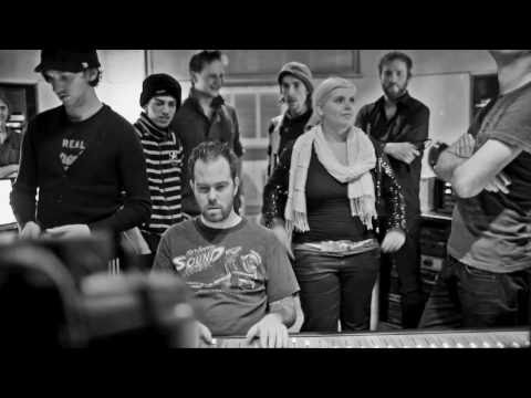 Dennis Kolen - They broke you down (Official video)