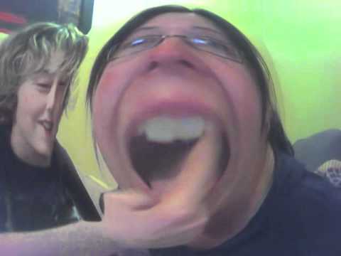 family-funny-faces-face-distortion-morfing-using-web-cam