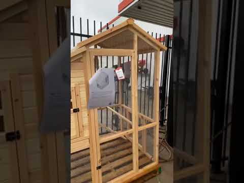 Chicken coop at tractor supply