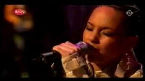 Alicia Keys Live in A