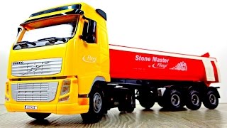 Spielzeugautos - Wir packen unseren neuen Kipplaster aus - Mal sehen was er alles kann