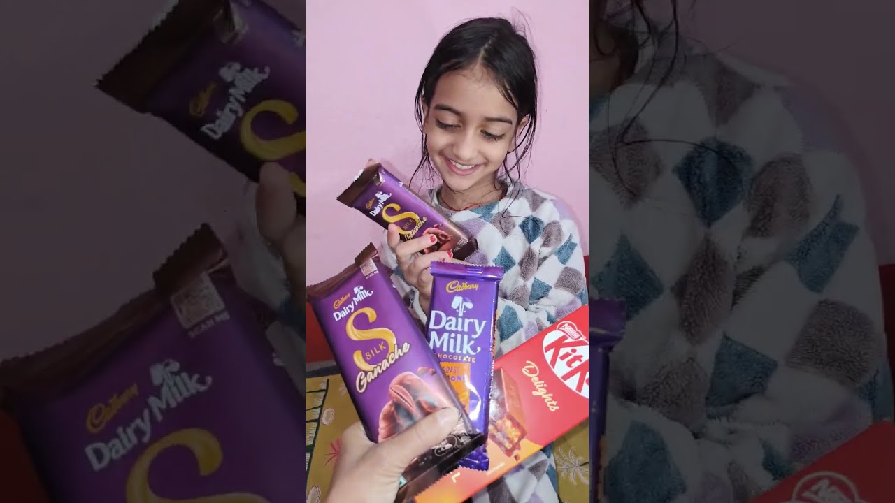 चॉकलेट देख कर खुशी से नाचने लगी राधिका 😍🍫🍫#likeradhika #viral #video 