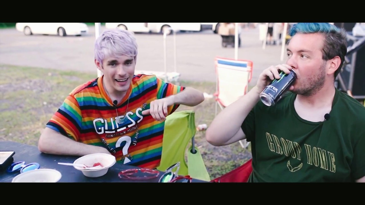 Breakfast With Champs: Awsten (Waterparks)
