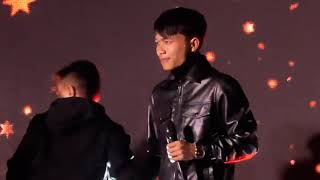 J.LALROSANGA-I Leng dun ang J.LALROSANGA-I Leng dun ang