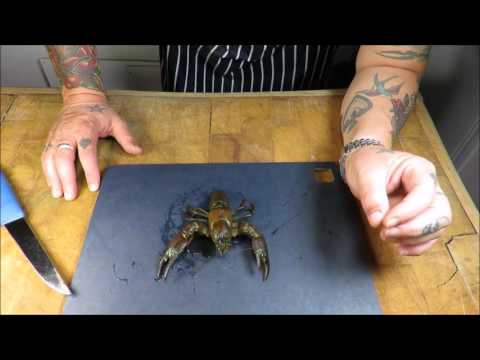 Video: How To Clean Crayfish