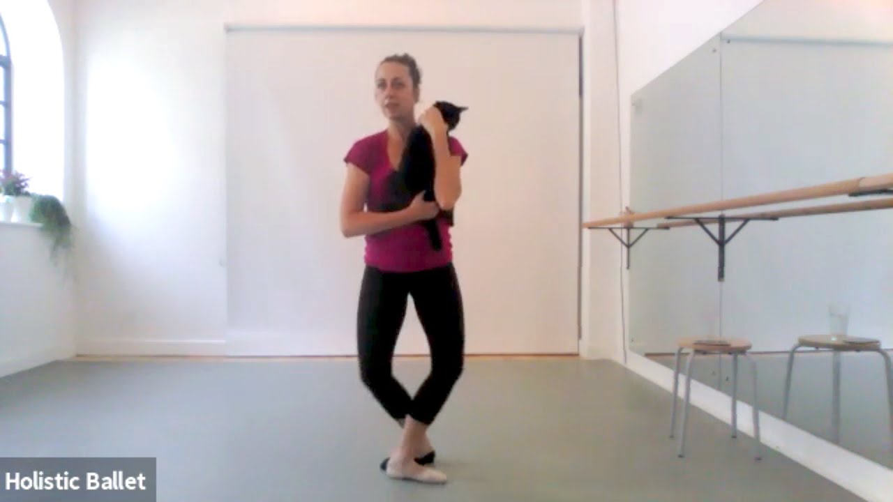How to do jeté/ glissadejeté ballet class tutorial (beginner level) YouTube