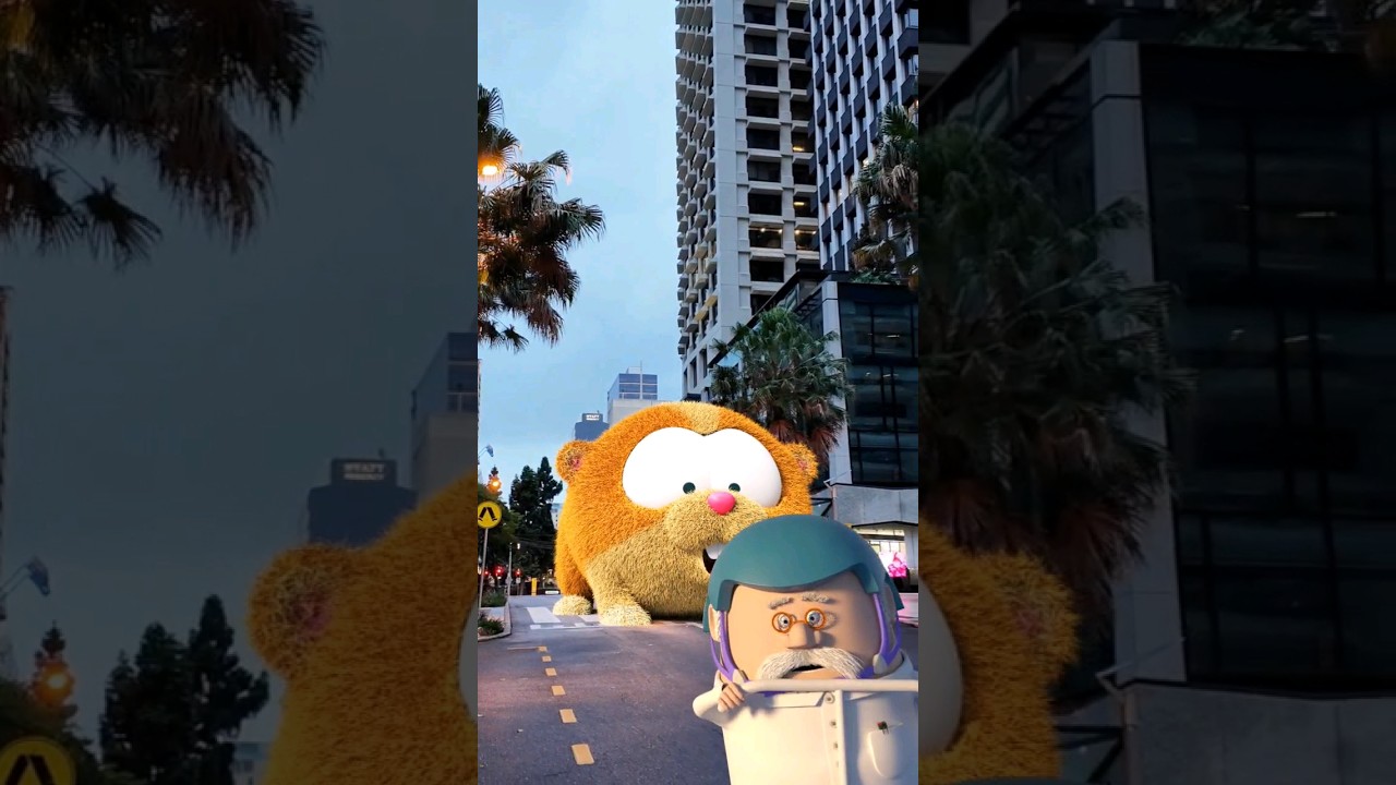 Riding Scooters in Brisbane, looking for Gerald! Oh NO!!!🥶😵‍💫😯😱 #animation #shorts