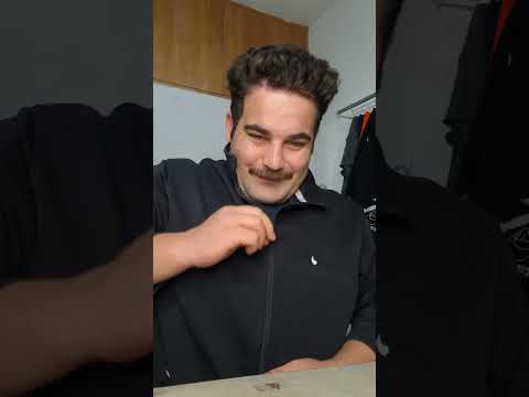 زیر کت من و خارجیا فان خنده Shorts 