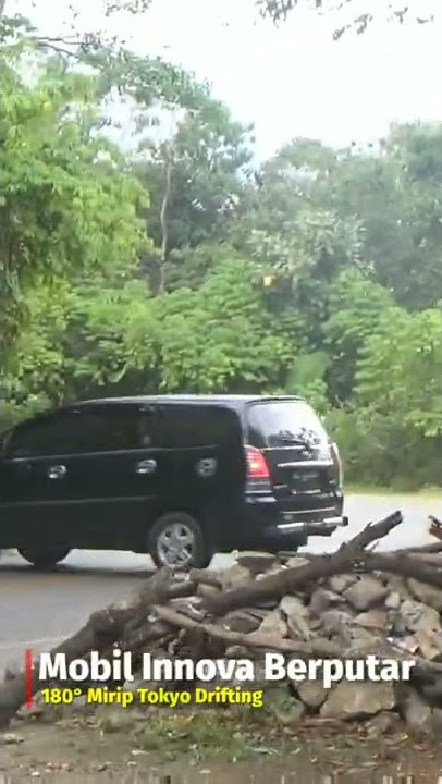 Bukan Aksi Drifting, Tapi Karna Jalan Licin #shorts