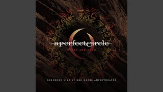 Vignette de la vidéo "A Perfect Circle - Imagine (Live)"