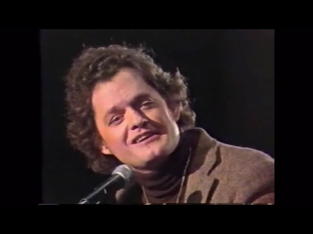 Harry Chapin - Remember When The Music