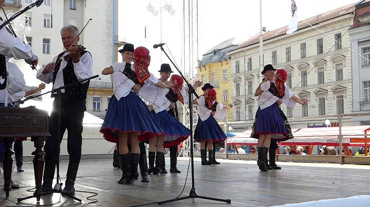 Slovak folk dance - FS Skalian, Skalica, Slovakia