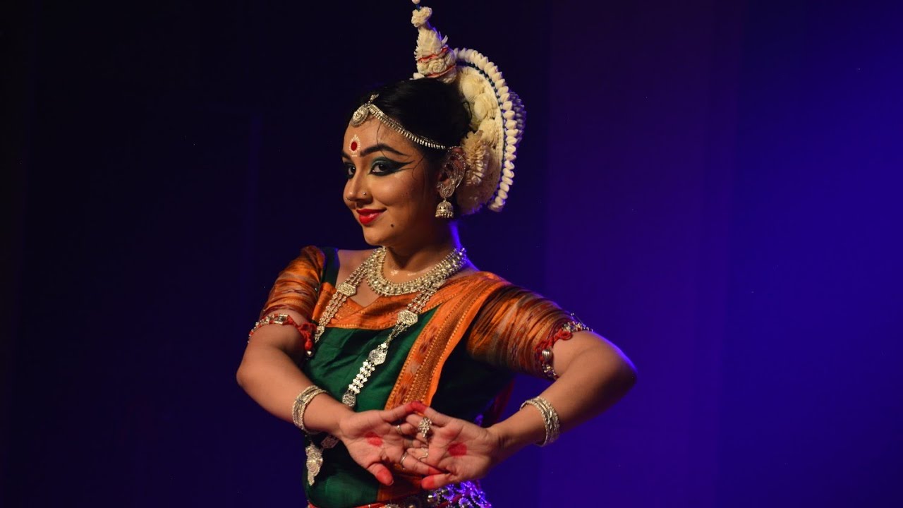 Radharani Sange Nache Murali Pani  Odissi Dance  Vrinda Chadha