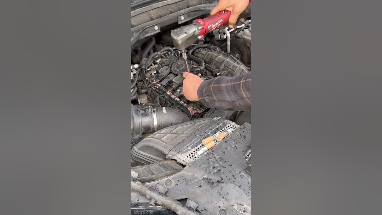 How NOT to replace spark plugs “with engine running @ full operating
