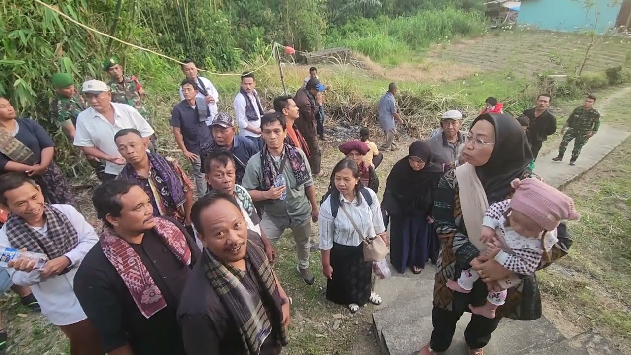 Acara pemakaman tigan kekelengan kami, tigan rut nd adil br tarigan i desa barus jahe kab karo