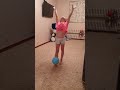 Гимнастика Элемент с мячом
