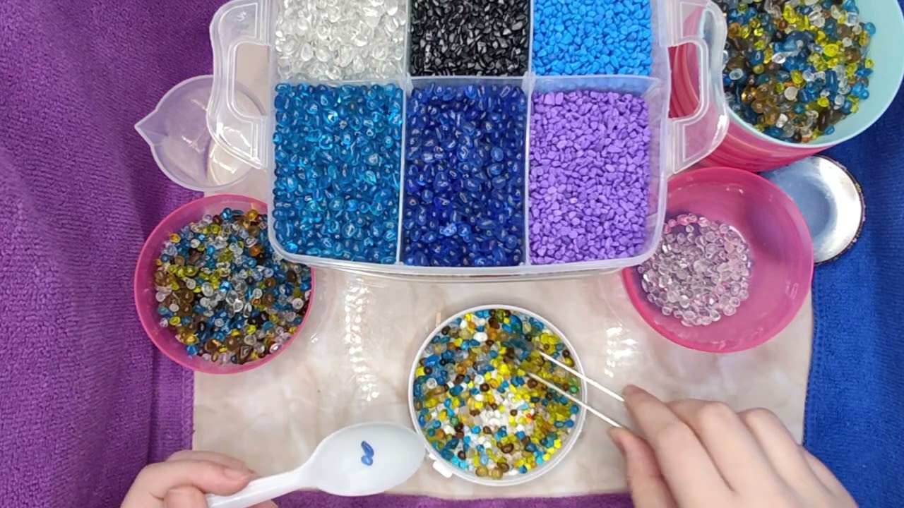 [ASMR] Classify colorful small objects/stones/glazed/ceramic balls/gravel into plastic boxes