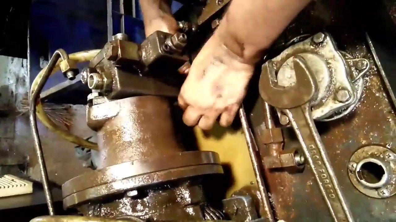Hydraulic pump basic repair .. how to repair hydraulic pump YouTube