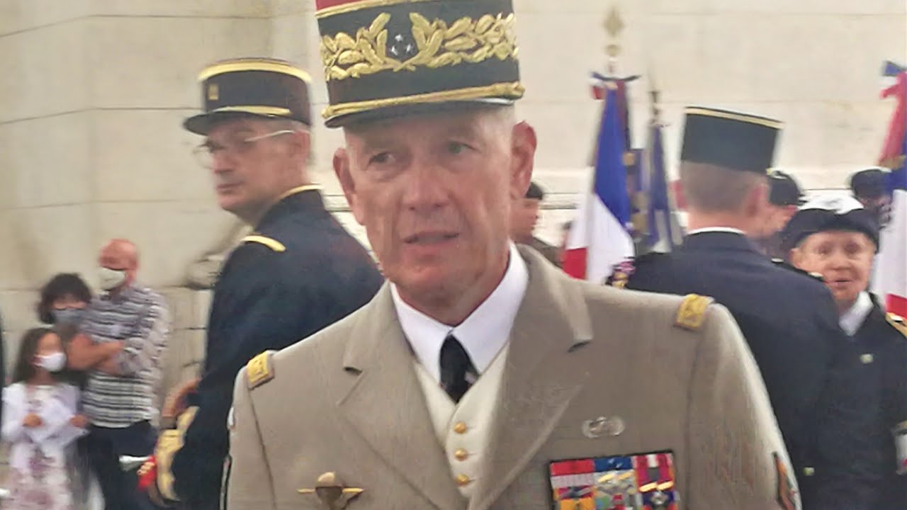 L'ARMÉE FRANÇAISE 🇫🇷 | FRENCH ARMY PARADE | ARC DE TRIOMPHE