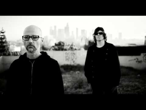 Moby & Mark Lanegan - The Lonely Night