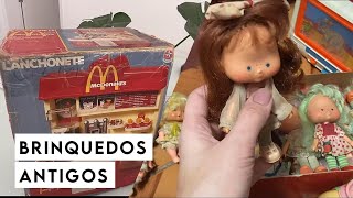 BRINQUEDOS ANTIGOS - Infância nos 80 e 90! | Lia Camargo - YouTube