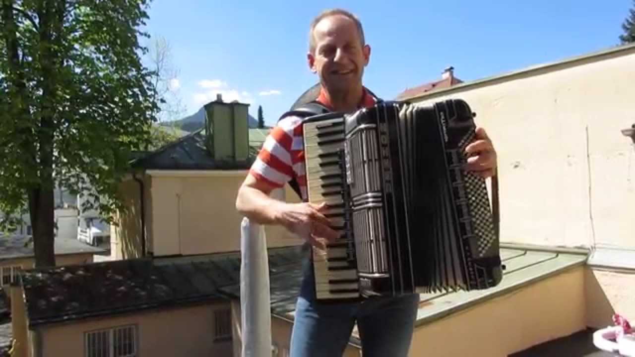 Ich hör so gern Harmonika gespielt vom Turboreini auf Hohner Morino VM