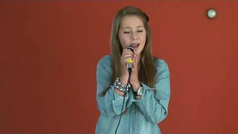 Karlijn Verhagen sings the beautiful song 'Every p...