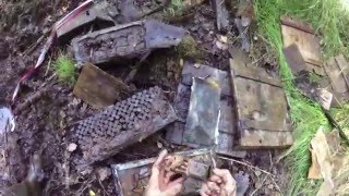Коп по войне - схрон ящиков с патронами / Searching with Metal Detector Коп по войне - схрон ящиков с патронами / Searching with Metal Detector