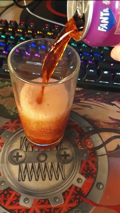 оцениваю вкус Fanta из китая/ китайская фанта это шок. не стоит ...