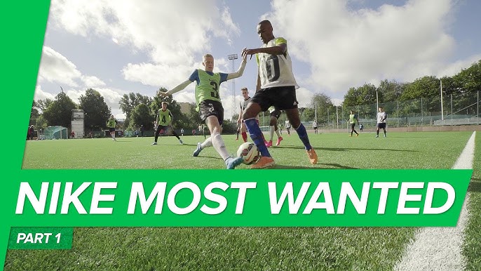 Onafhankelijk broeden amplitude Nike Most Wanted with Joltter and Klaas-Jan Huntelaar - YouTube