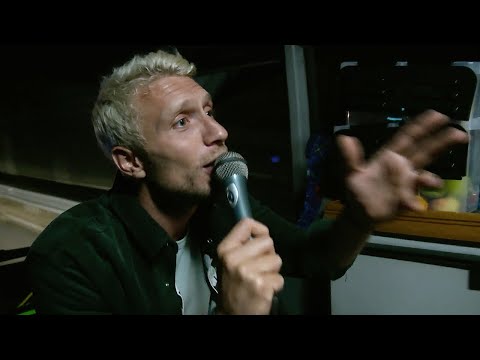 Extra video: Priv-concert  | Aflevering 2  | Wie is de Mol? seizoen 21