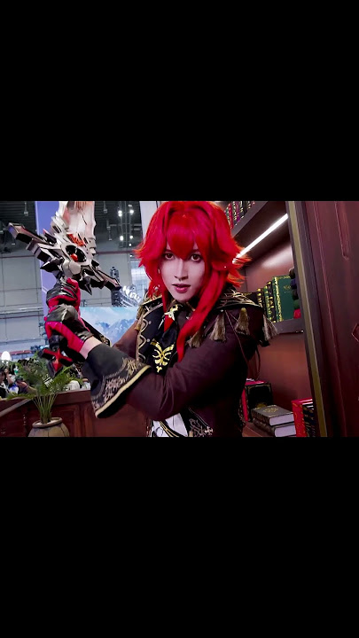 #Diluc  took a few steps back #cosplay #genshinImpact #genshin #Kaeya #genshincos #fyp
