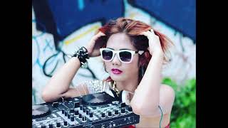 Dj larisa main hati