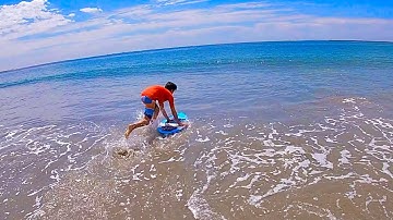 Learning The “Monkey Crawl”Skimboarding drop! Skimboarding clear water!