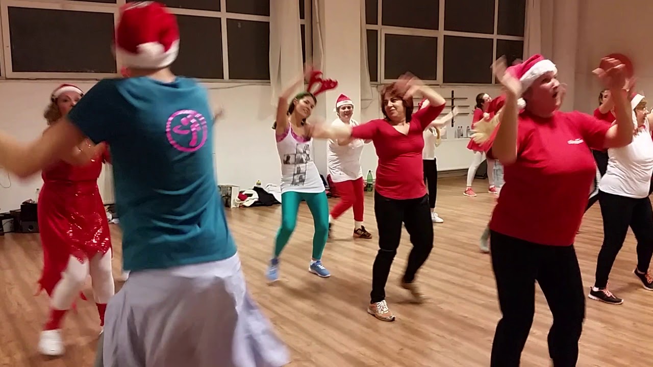 Zumba Party Cristmas - YouTube